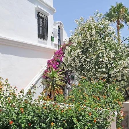 Апартаменти Rabat 16, Oasis De Capistrano Нерха