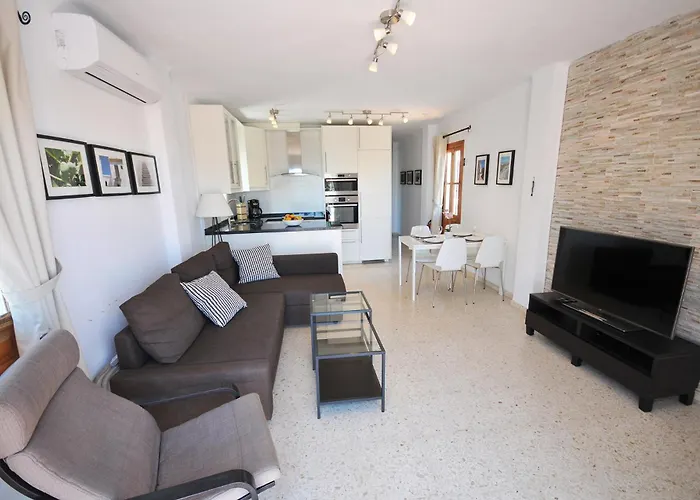 Rabat 16, Oasis De Capistrano * Нерха