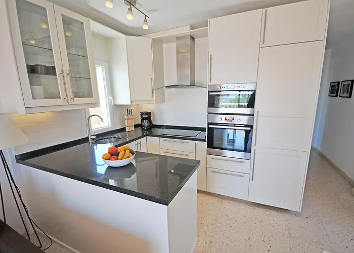 Rabat 16, Oasis De Capistrano