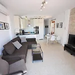 Rabat 16, Oasis De Capistrano * Nerja